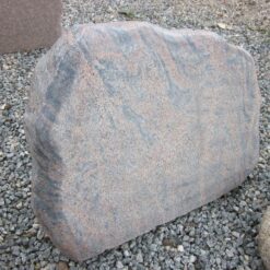 Gravsten Halmstad granit med sleben kant  68cm x78cm