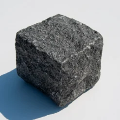 Granit chaussesten i sort