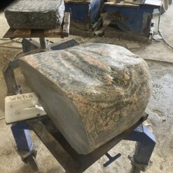 Gravsten i natursten