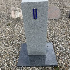 Gravsten i Rabaldshede Granit Sokkelsten