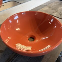 Håndvask fra Artceram i rød