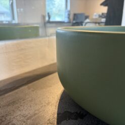 Håndvask fra Artceram i mat grøn