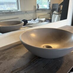 Håndvask fra Artceram i mat grå