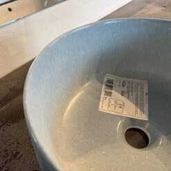 Håndvask fra Artceram i lys blå med let struktur