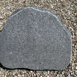 Gravsten i Blå Rønne Granit fra Bornholm